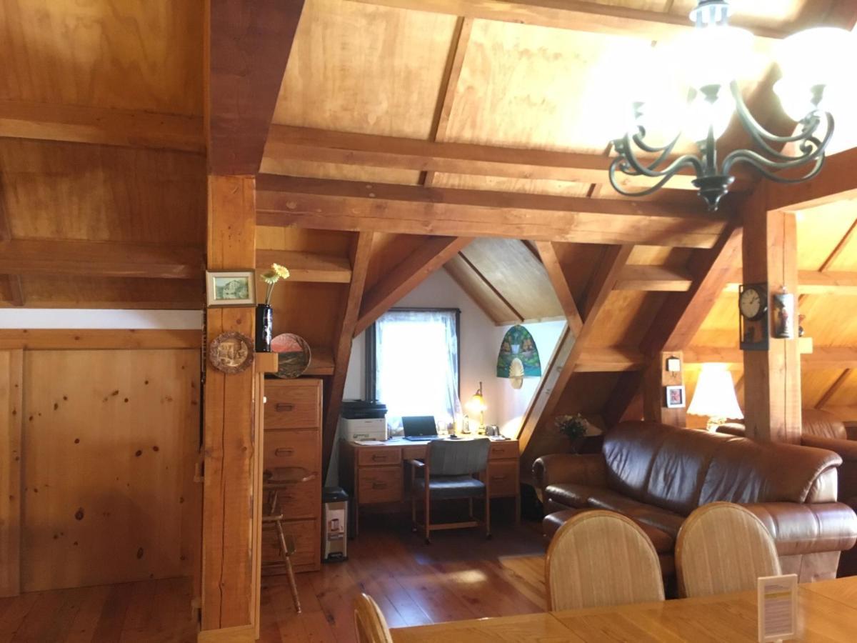 Owl Street Lodge Гоп Екстер'єр фото