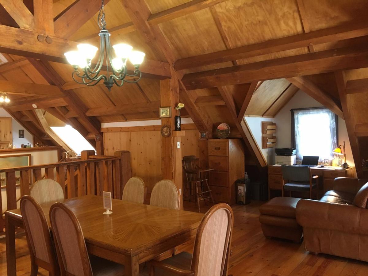 Owl Street Lodge Гоп Екстер'єр фото