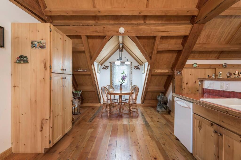 Owl Street Lodge Гоп Екстер'єр фото