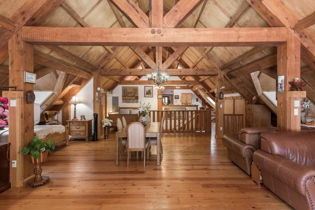 Owl Street Lodge Гоп Екстер'єр фото